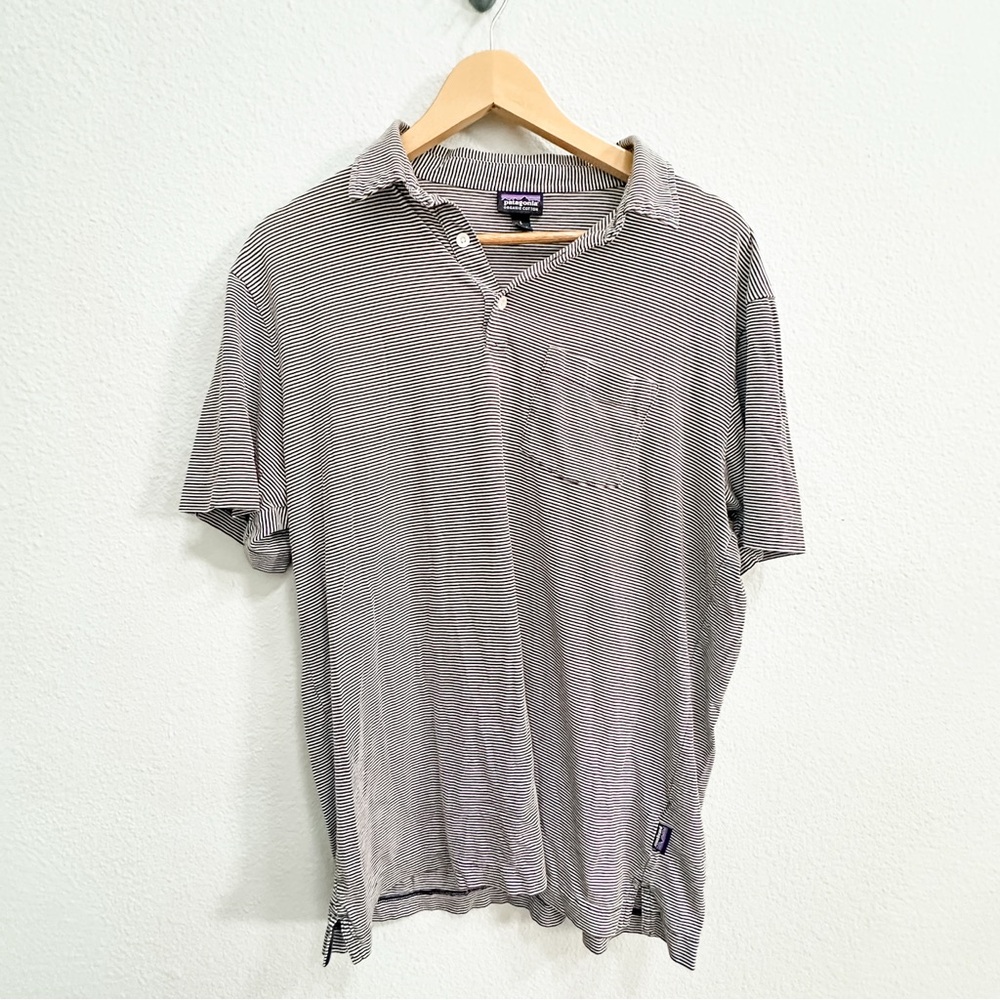 Patagonia Men's black and white Striped Shirt with front pocket and buttons